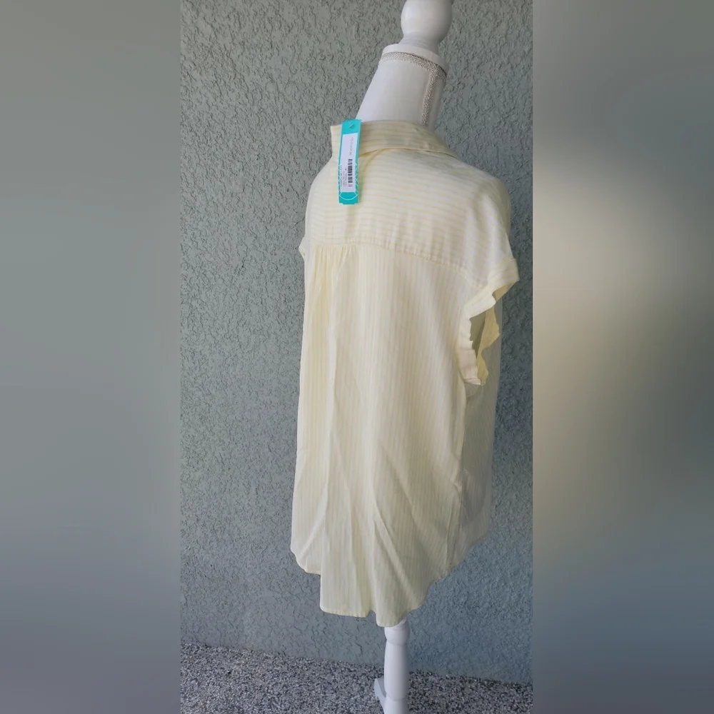 Fortune + Ivy Women's Light Yellow Button-Down Shirt - Picture 6 of 10